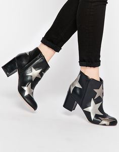 ankle_boots_stars